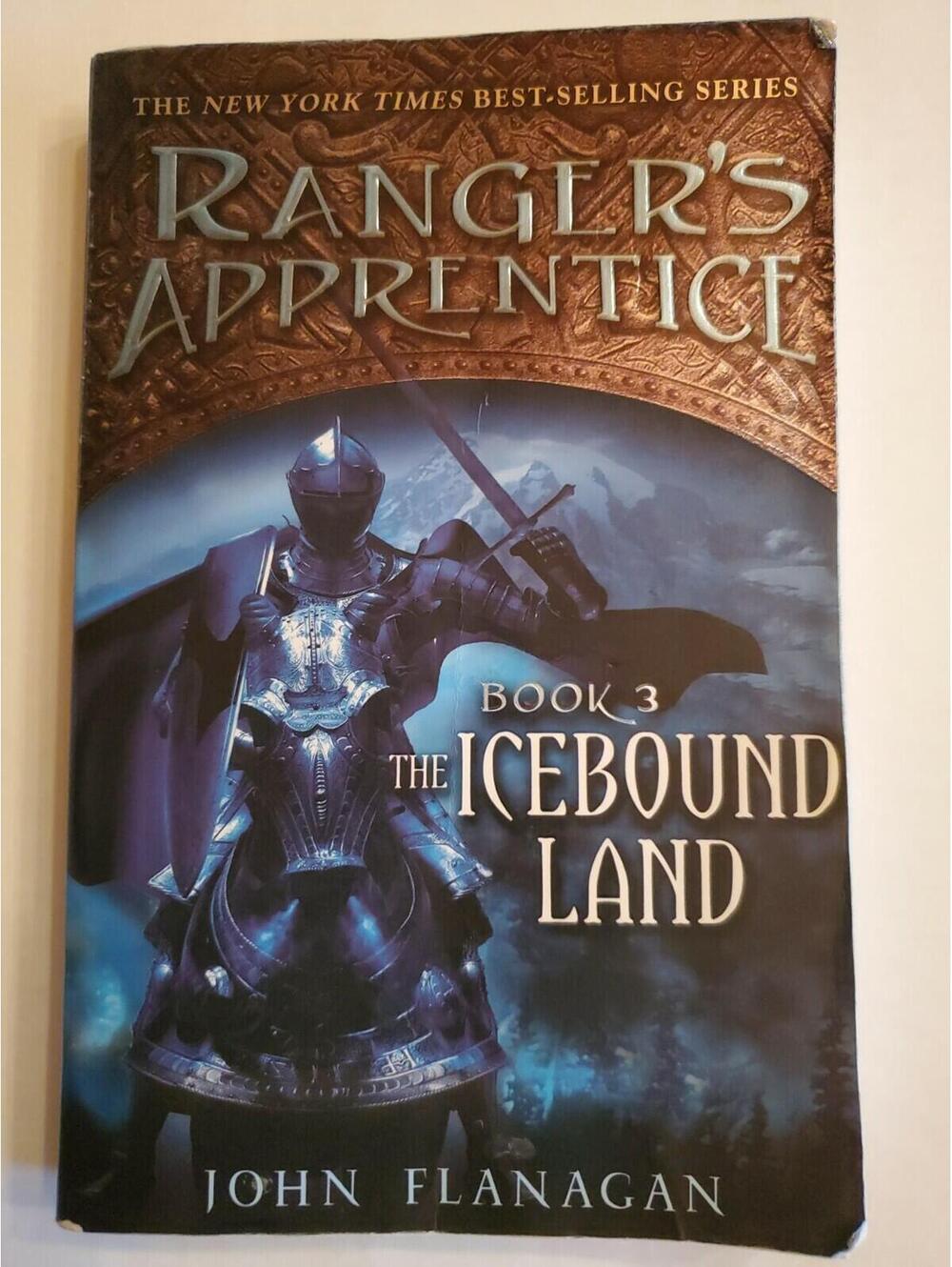 Ranger's Apprentice The Icebound Land Book Three by John Flanagan Paperback